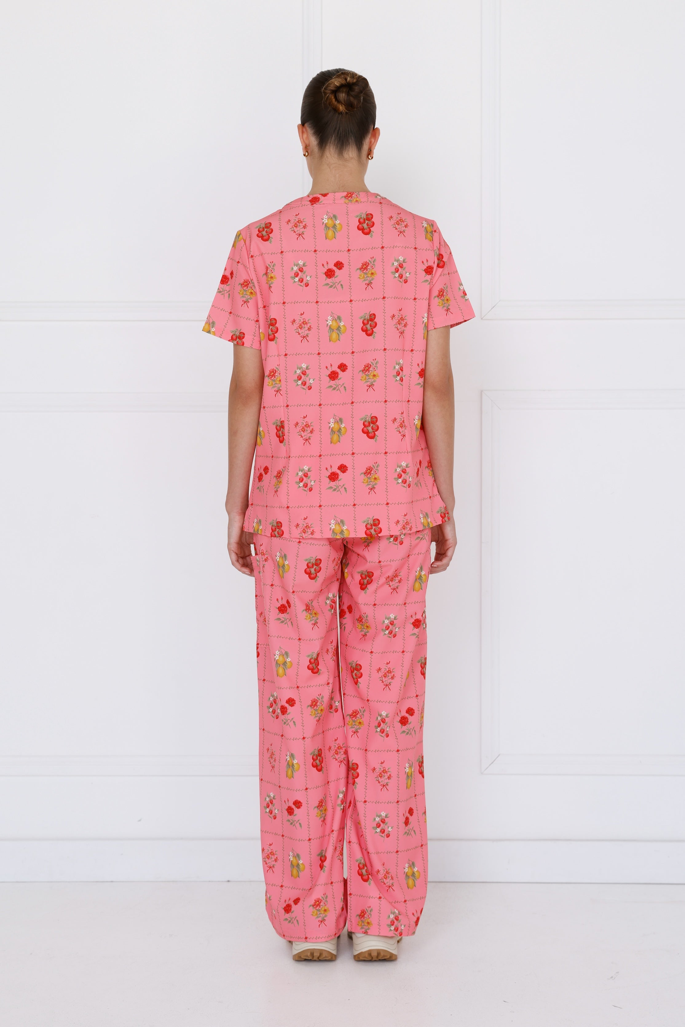 Women’s Performance Scrub Set Flora – back view