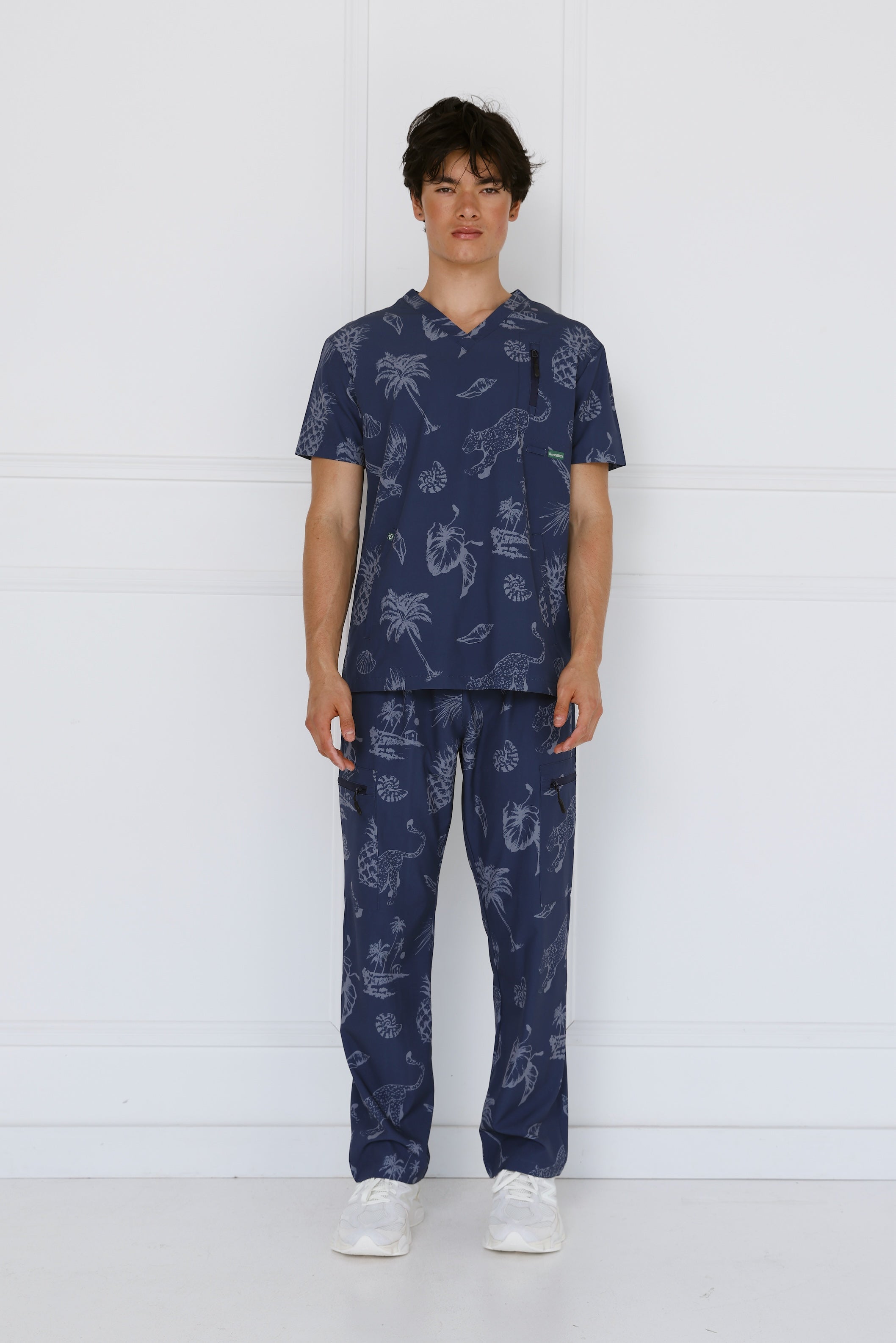 Midnight men’s performance scrub set – front view