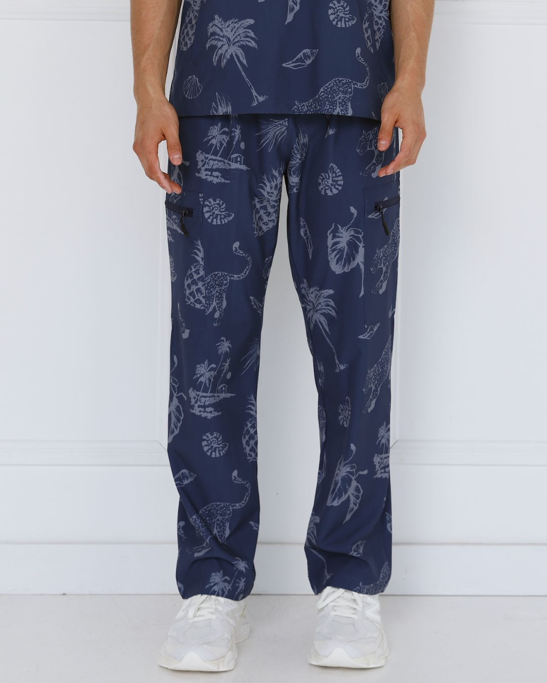 Midnight Men’s Performance Scrub Pants – front view showing modern fit, 6 pockets, and lightweight stretch fabric